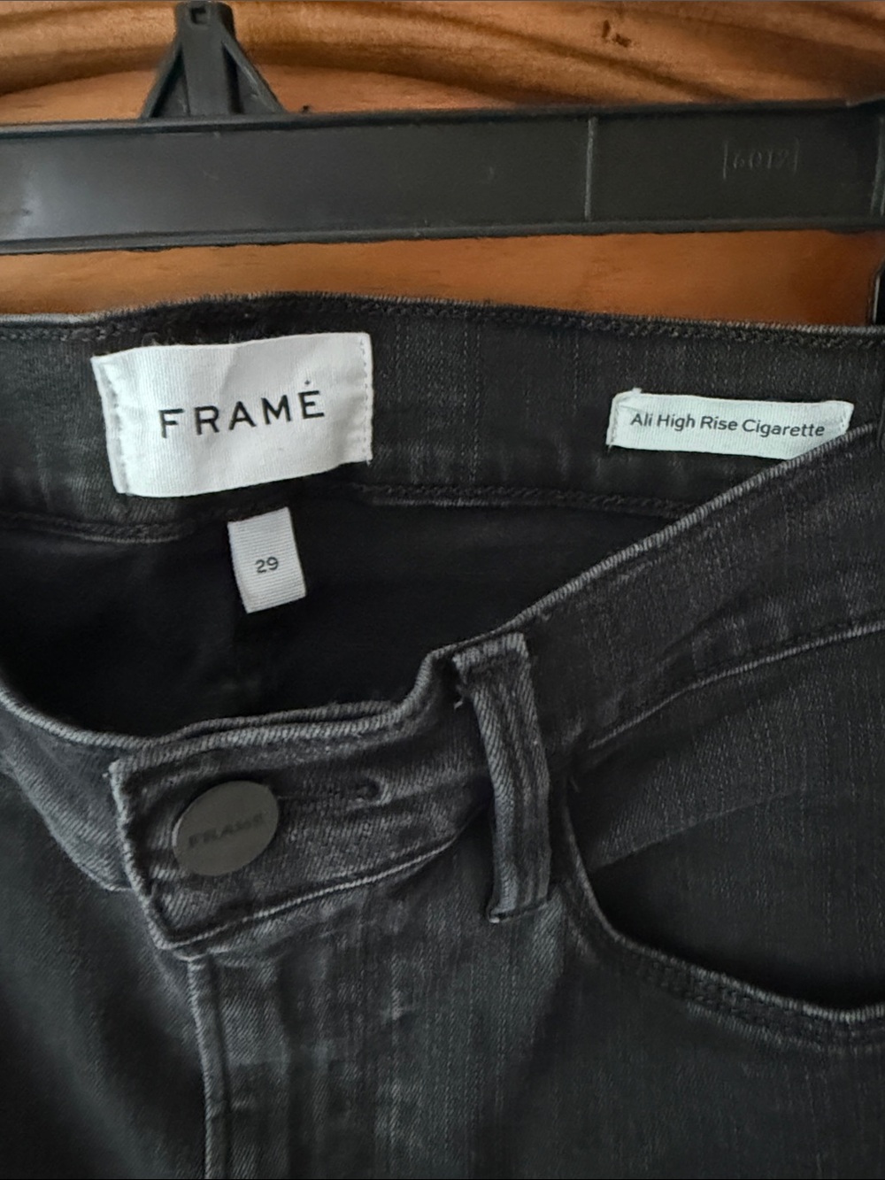 Frame Denim Black Ali High-Rise Cigarette Jeans size 29